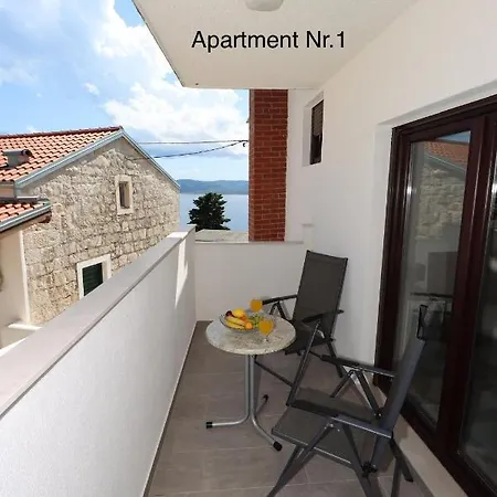 Emmi Apartments Marusici  Exterior photo